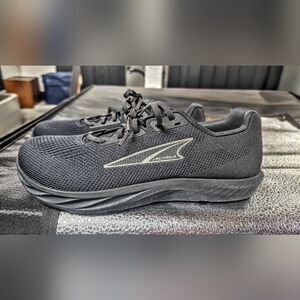 Altra Escalante 4 Running Shoes